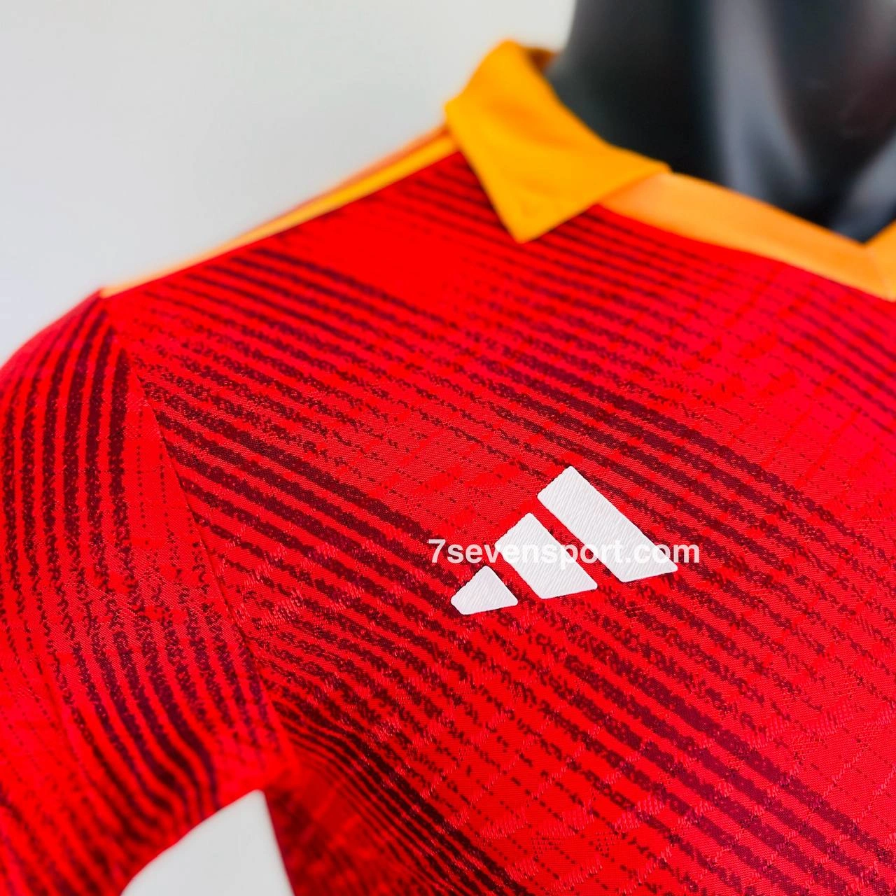 کیت پلیری آ اس رم اول 2025