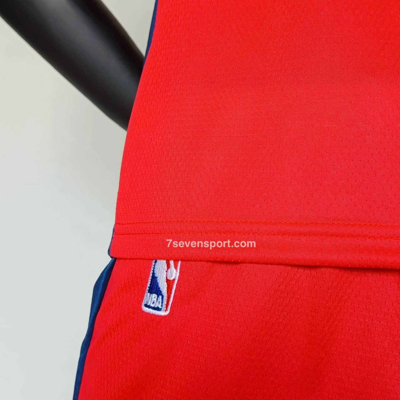 ست بسکتبالی لس آنجلس قرمز