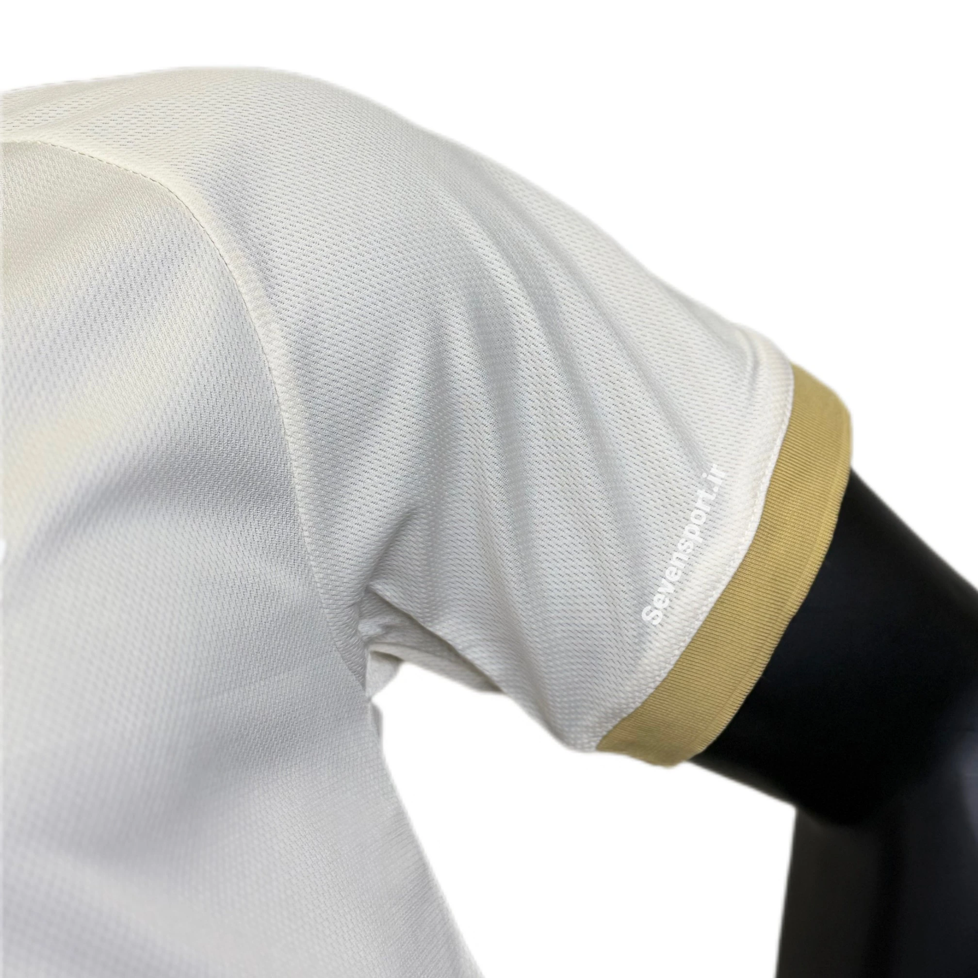 کیت هالیدی ورژن آرژانتین کرم