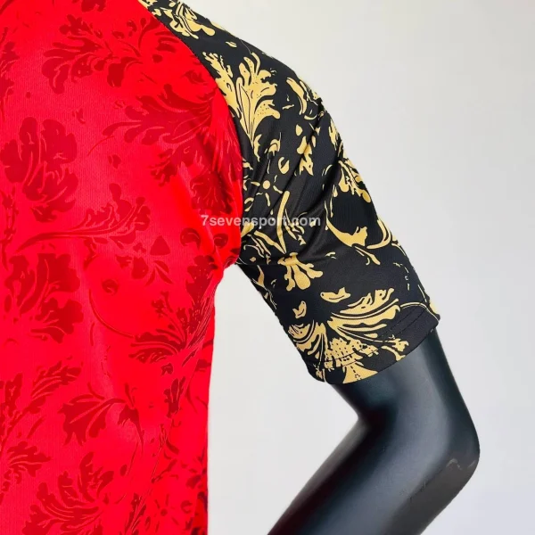 كيت بايرن مونيخ گلدن فلاور 2025 - سون اسپرت